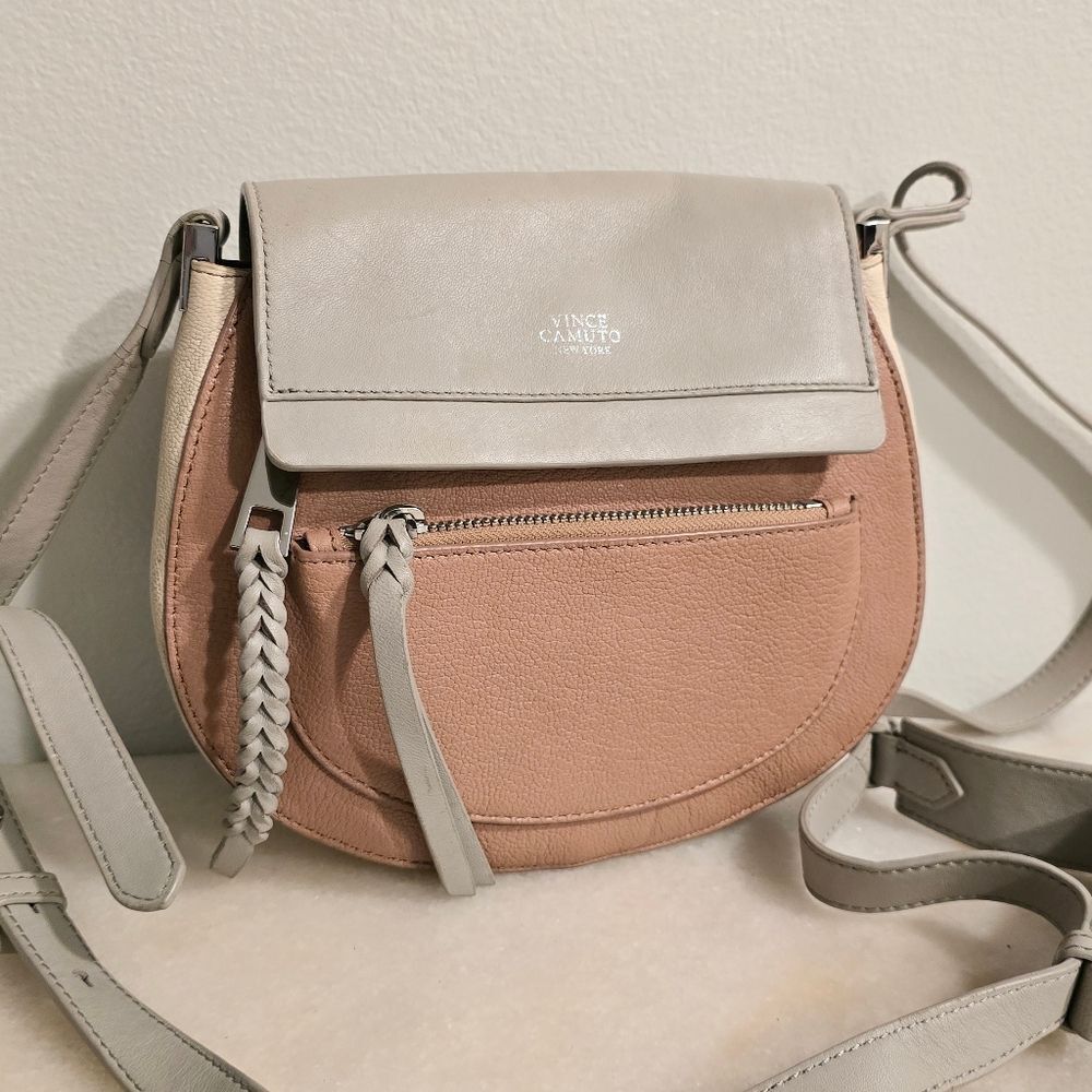 VINCE CAMUTO Colorblock Ayla Pastel Leather Crossbody Saddle Bag Cream Gray